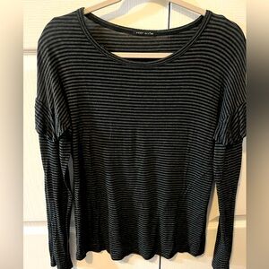 Black striped long sleeve tee